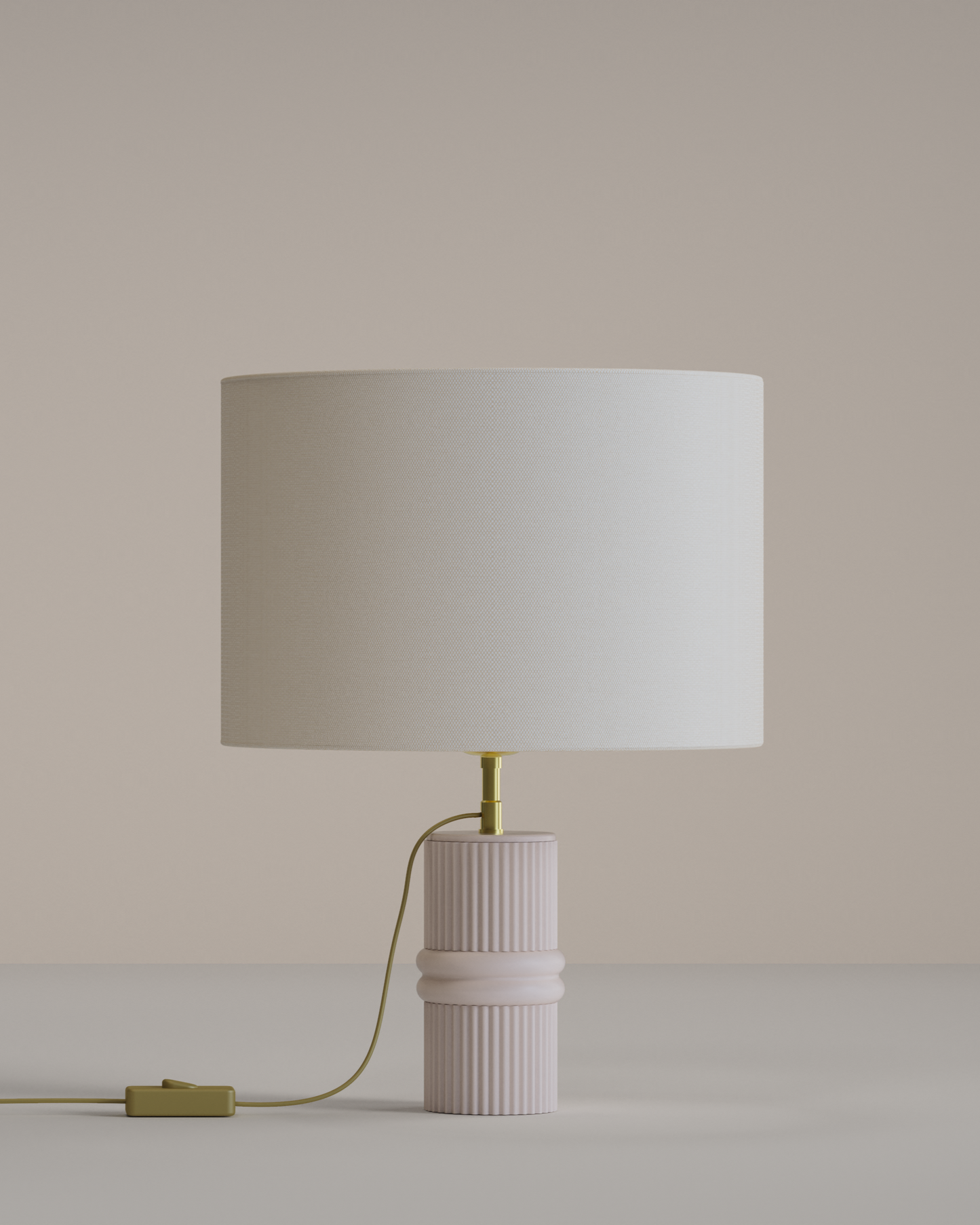 Lampe Atrium Blanche Illari mise en valeur.